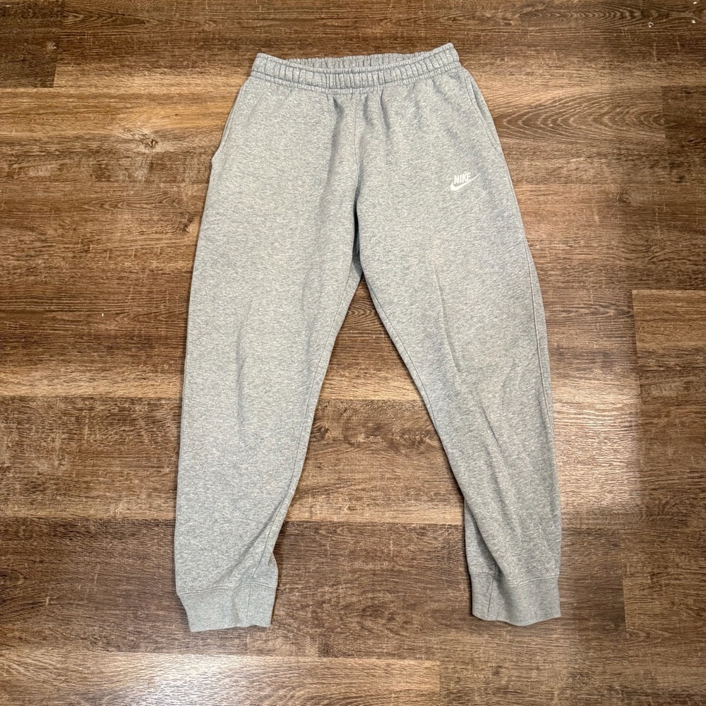 Nike Women’s Light Gray Joggers